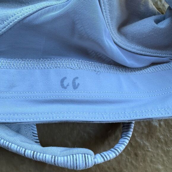Lululemon Train Times Sports Bra We Are From Space Size 4 Yoga Gym Run - Picture 9 of 12